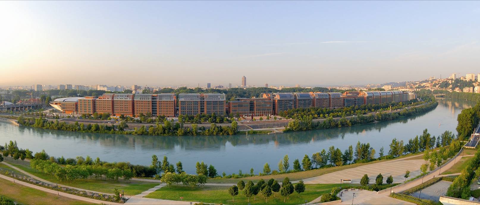 Lyon - Cité internationale and Convention Center