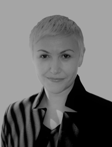 Elena Simperl